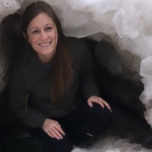 Meet your Posher, Laura